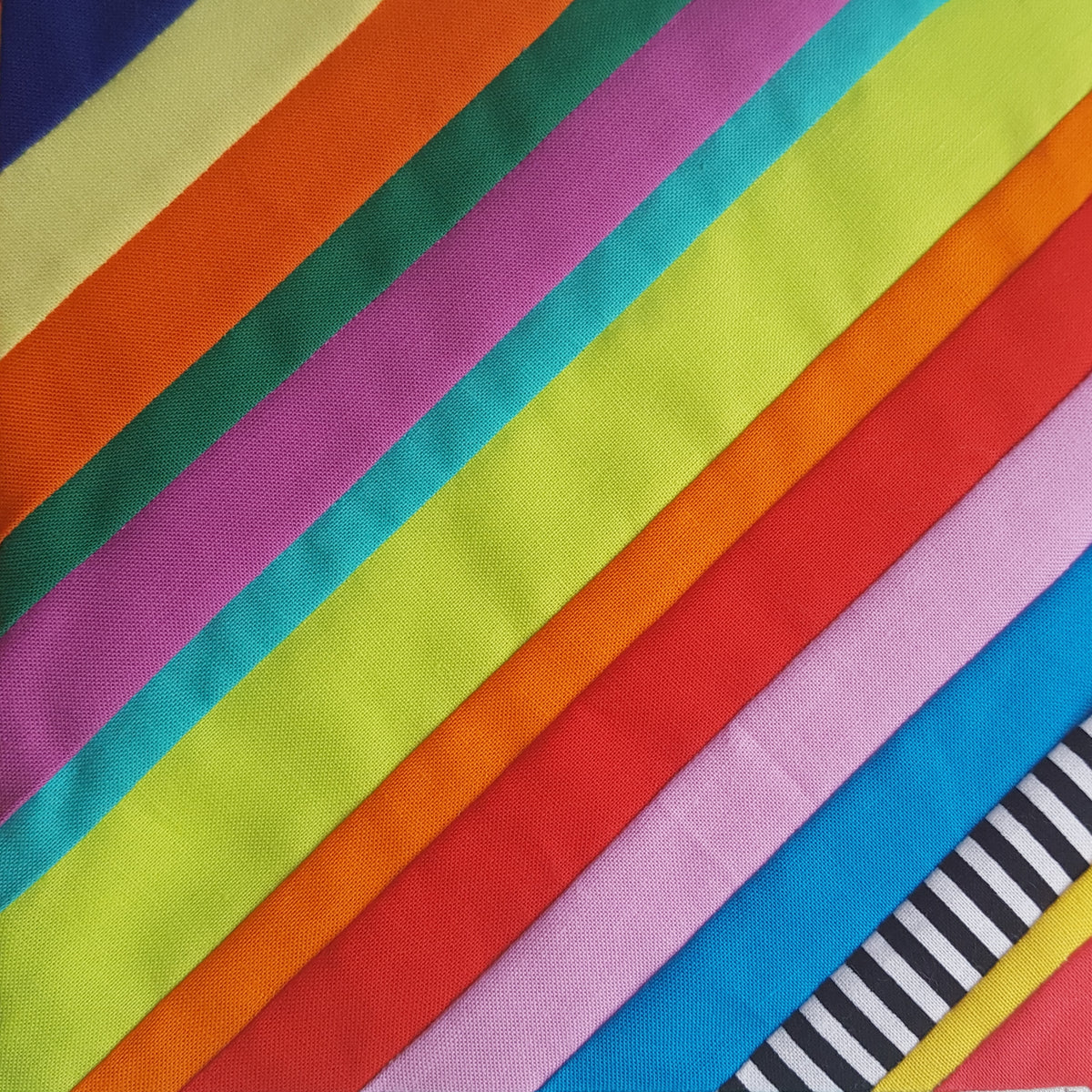 Stripes Block pdf Pattern (one page) for Pfaff Friday – Helen Steele