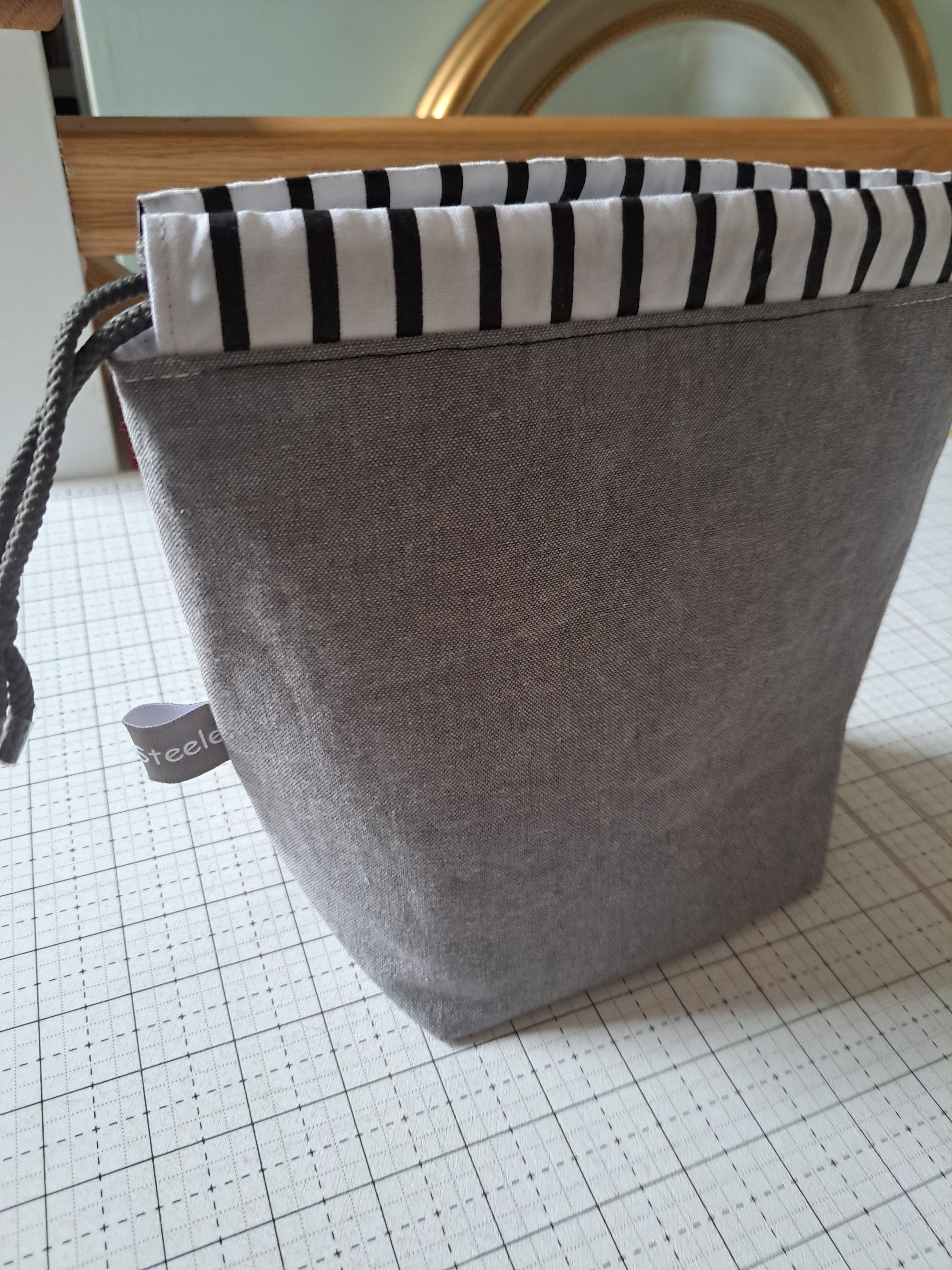 PATCHED DRAWSTRING BAG KIT - Drawstring bag kit made with screen printed fabrics