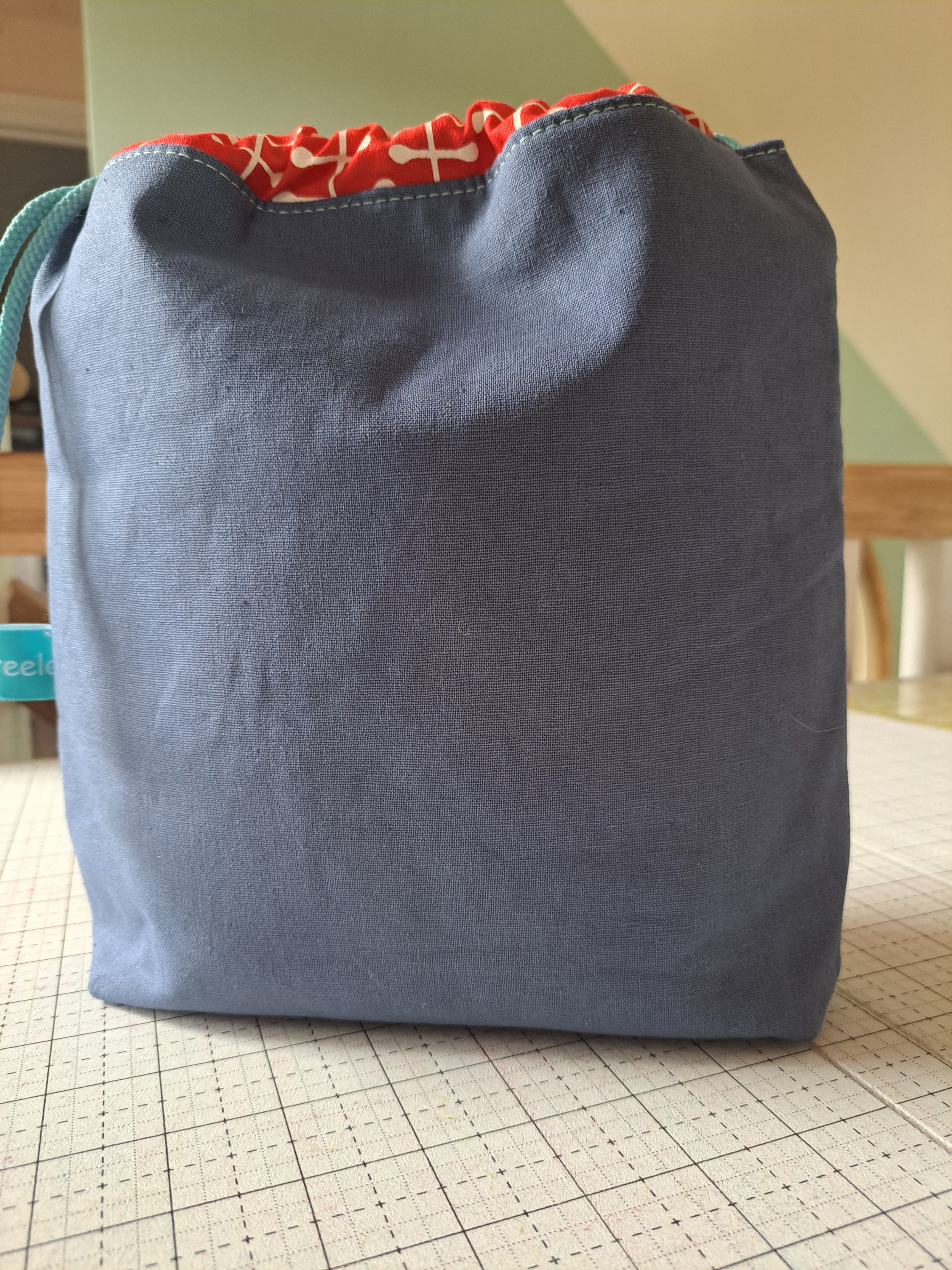 PATCHED DRAWSTRING BAG KIT - Drawstring bag kit made with screen printed fabrics